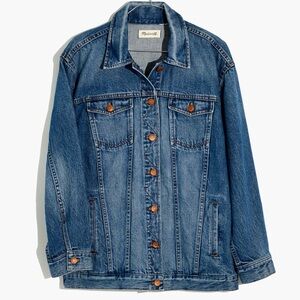 Madewell - The Oversized Jean Jacket in Wortham Wash - EUC